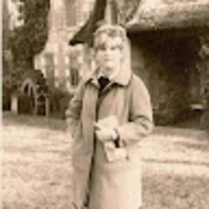 Meet your Posher, Leslie